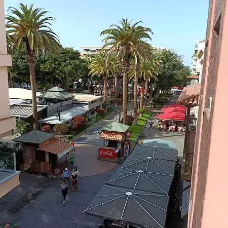 Plaza Del Charco I * Puerto de la Cruz (Tenerife)
